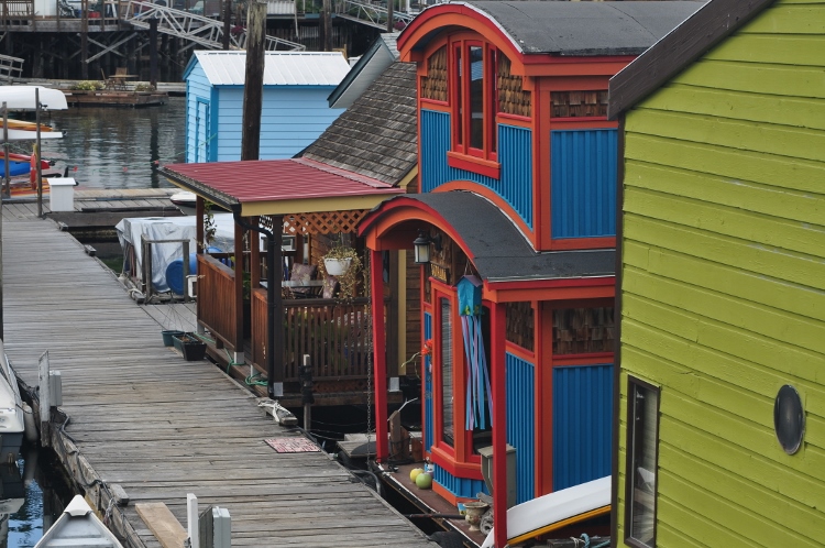 houseboats